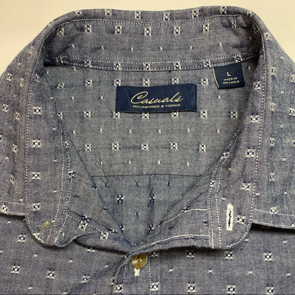 Casuals by Roundtree and York, Blue Chambray Short Sleeved Shirt, Large,… - Picture 4 of 8